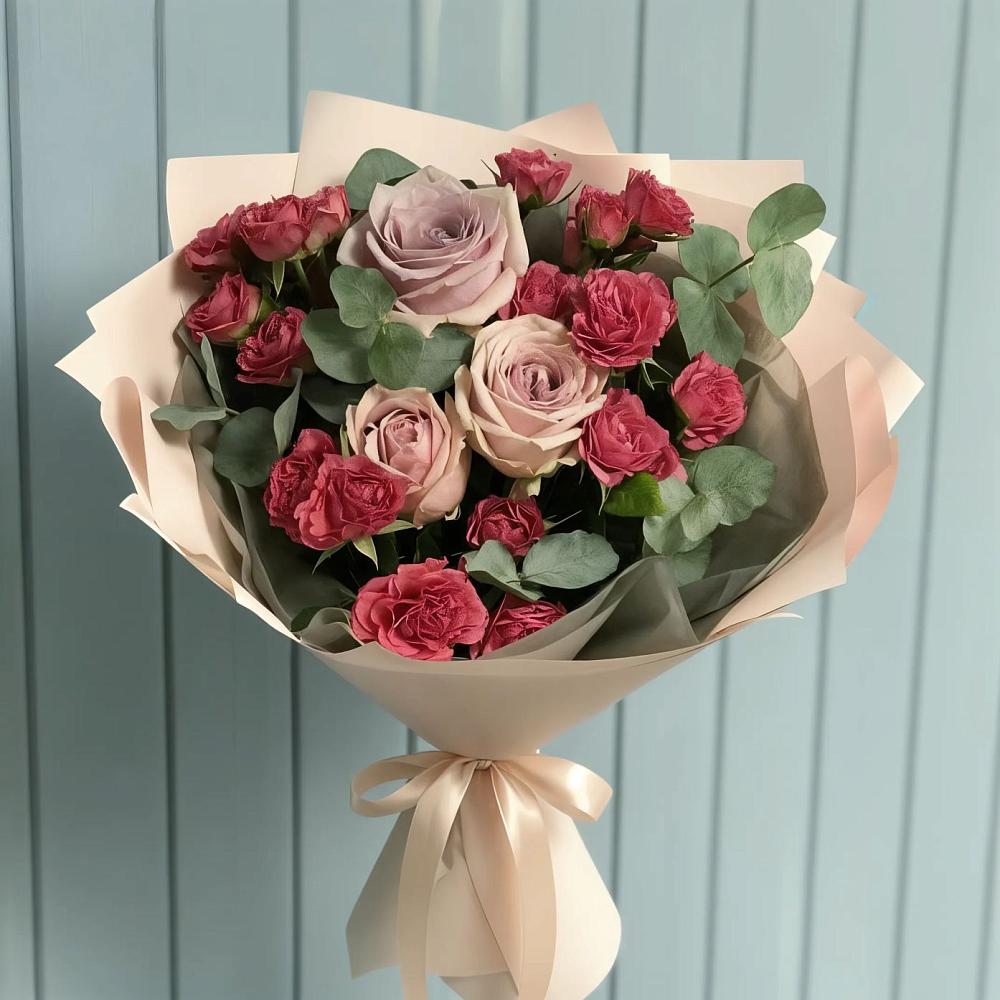 Букет цветов из: Гвоздики и Розы в Пензе