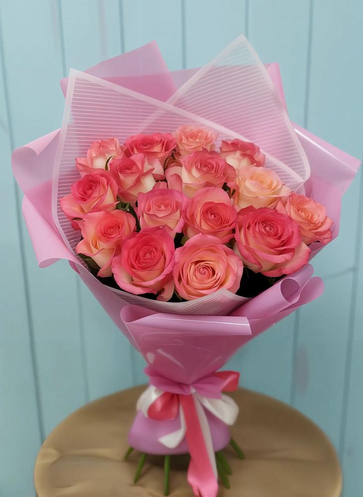 Букет 15 Розовых роз Равель в Пензе