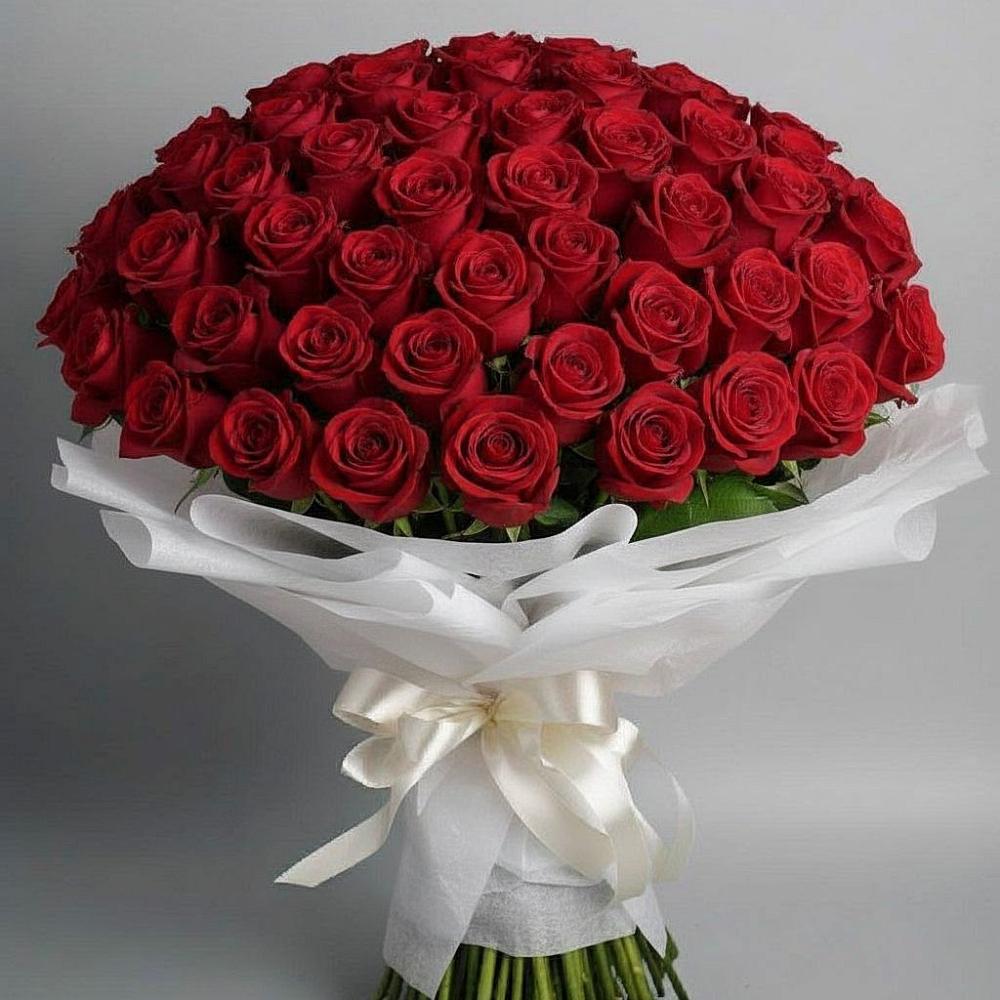 Букет 101 Красная роза Блэк Мэджик в Пензе