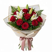 Букет цветов из:  Лилии и Розы в Пензе