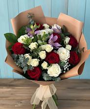 Букет цветов из:  Розы и Альстромерии в Пензе