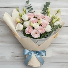 Букет цветов из:  Лизиантусы в Пензе