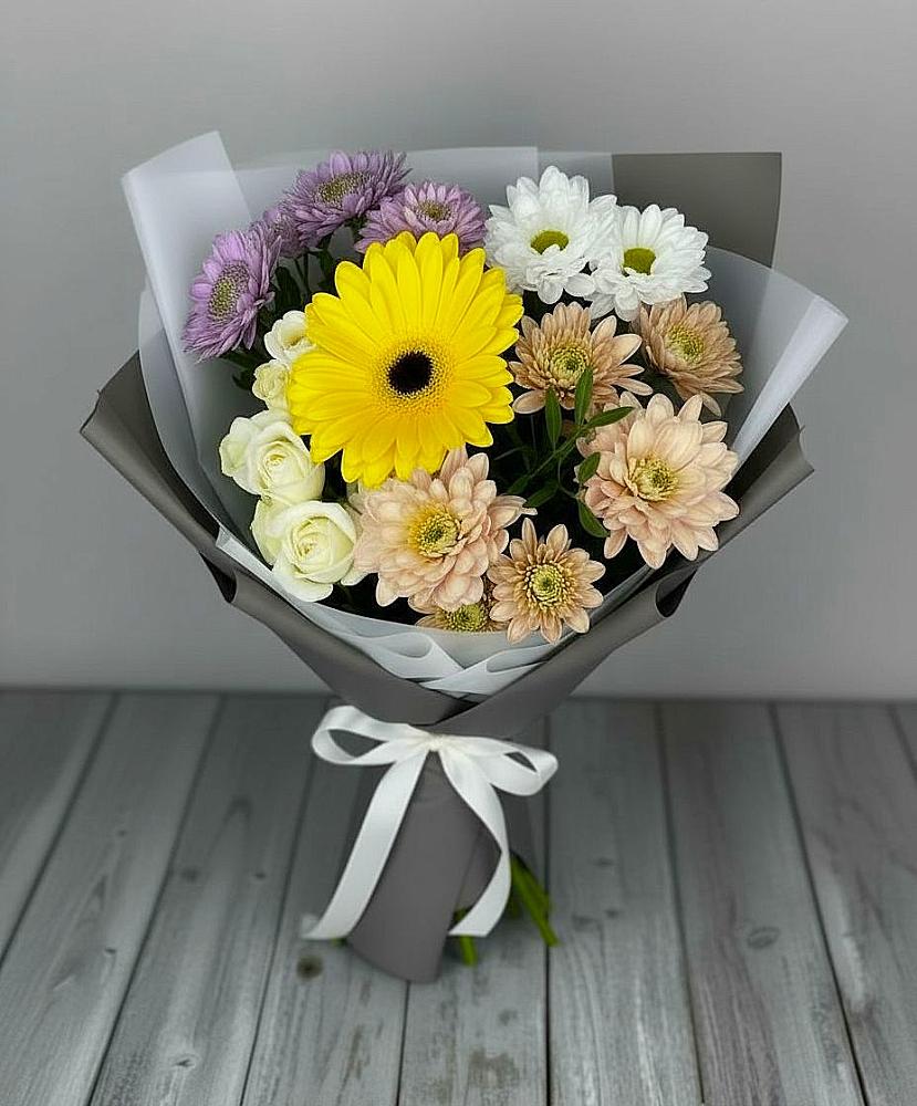 Букет цветов из: Розы, Герберы и Хризантемы в Пензе