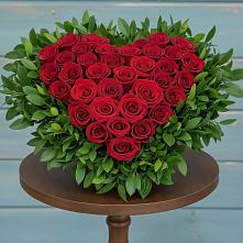 Цветочная композиция из Розы в виде сердца в Пензе