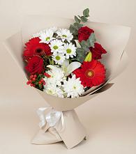 Букет цветов из:  Розы, Хризантемы, Герберы и Лилии в Пензе