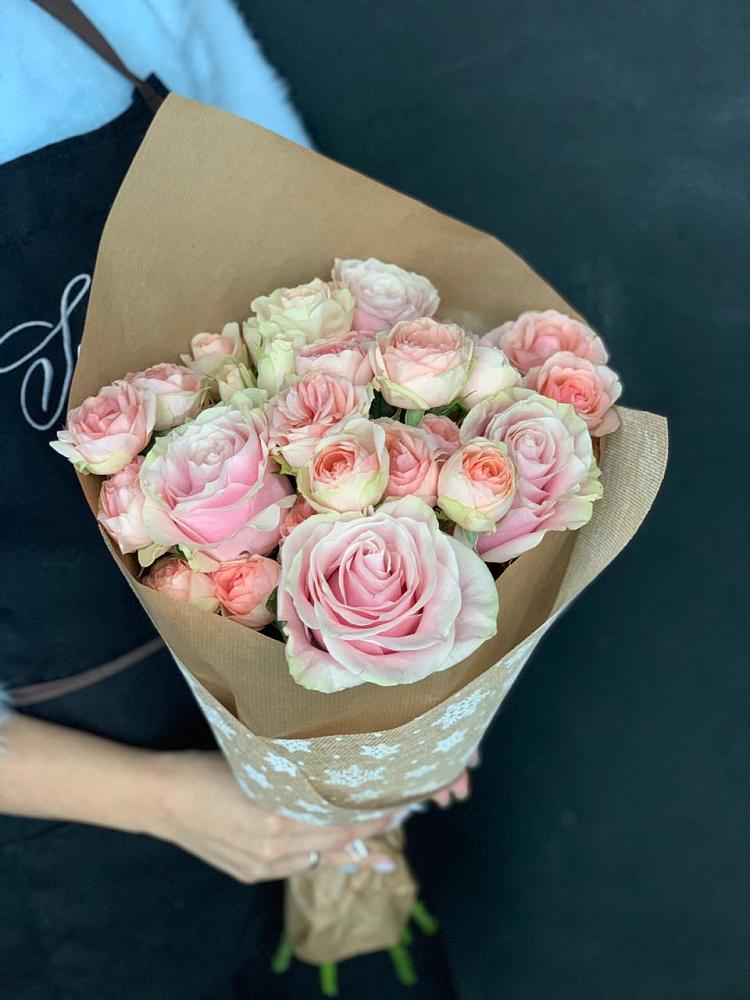 Букет цветов из: Хризантемы и Розы в Пензе