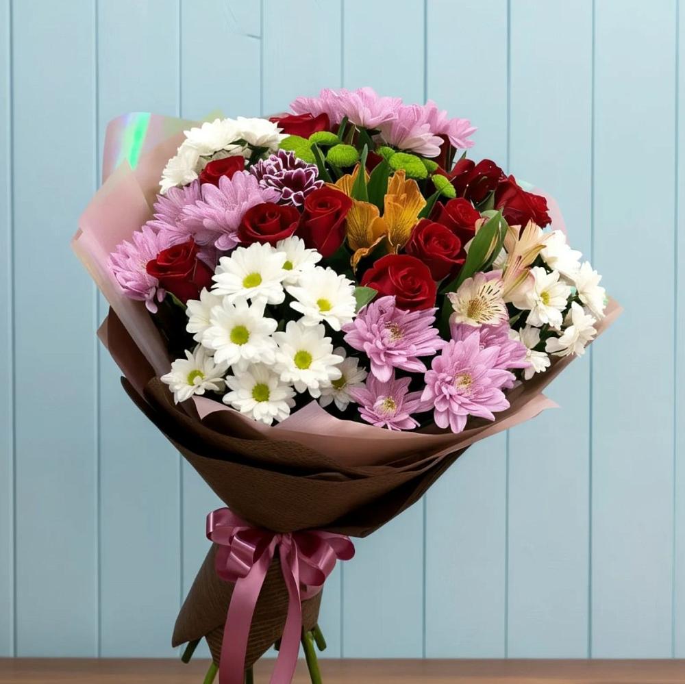 Букет цветов из: Розы, Хризантемы и Альстромерии в Пензе