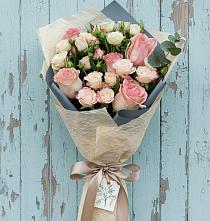 Букет цветов из:  Розы в Пензе