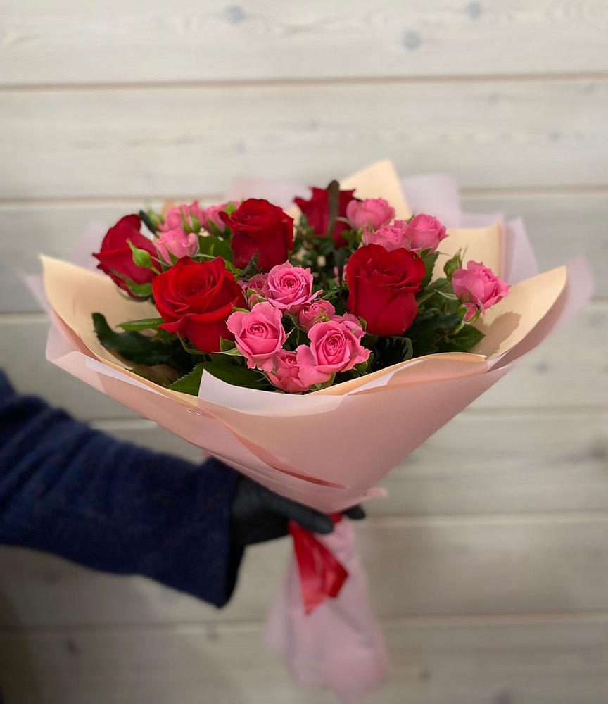 Букет цветов из: Розы в Пензе