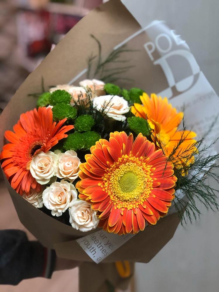 Букет цветов из: Герберы, Хризантемы и Розы в Пензе