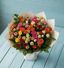Букет Микс из разноцветных кустовых роз в Пензе